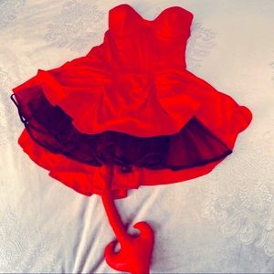 Women’s sexy strapless devil dress